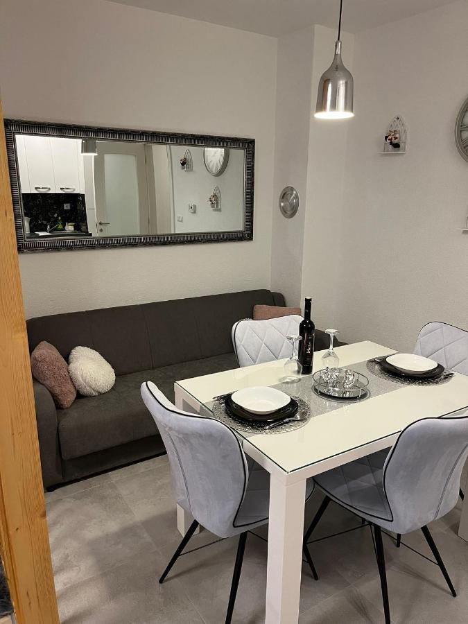 Studio Apartman Implex Apartment จาโกโว ภายนอก รูปภาพ